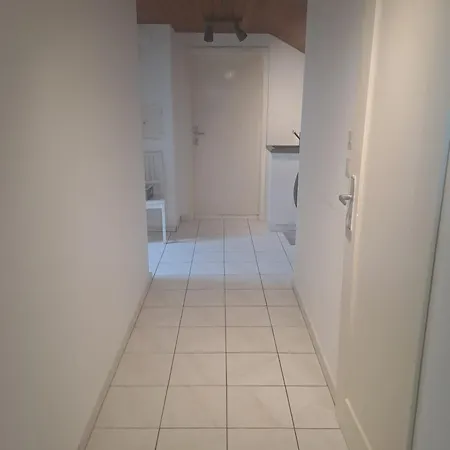 Ferien- & Monteurwohnungen *