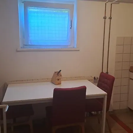 Ferien- & Monteurwohnungen 黑布雷希廷恩